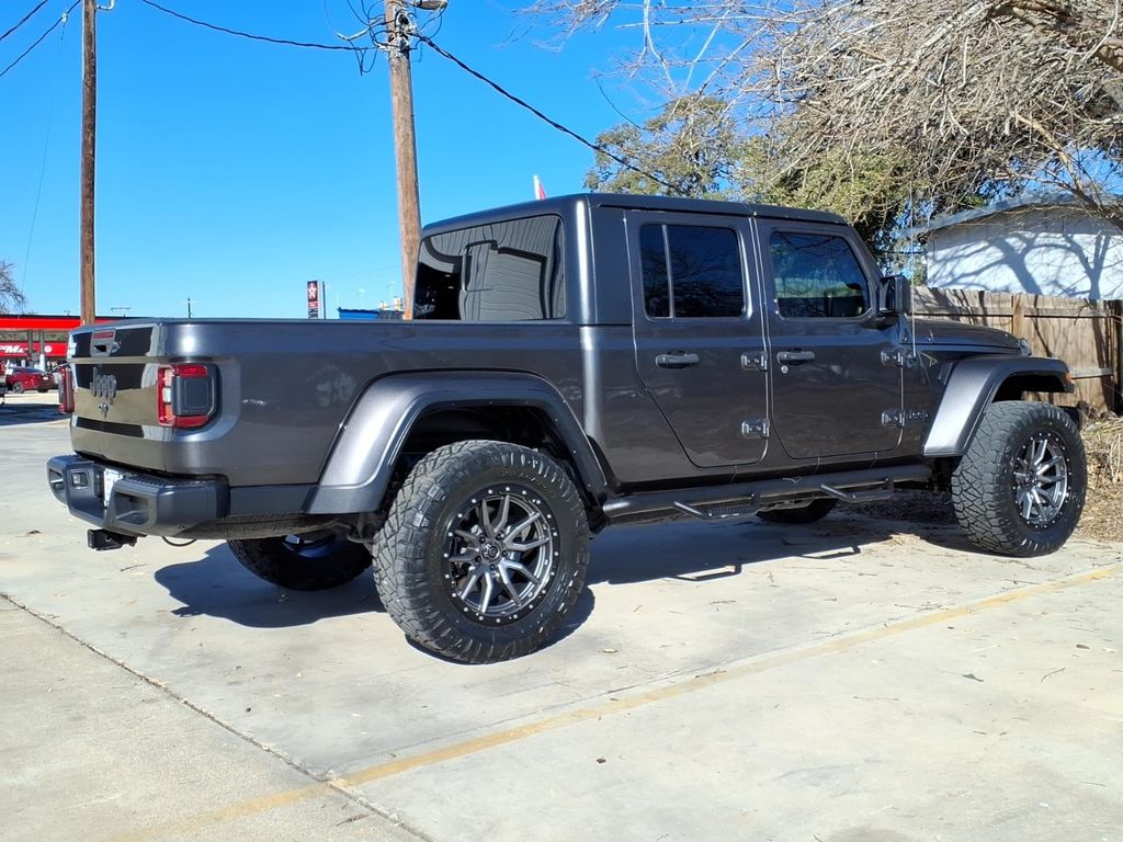 Used Car 2021 Jeep Gladiator  Sport S For Sale Under $30,000 In Pleasanton, Texas