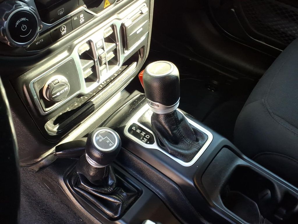 Used Car 2021 Jeep Gladiator  Sport S For Sale Under $30,000 In Pleasanton, Texas