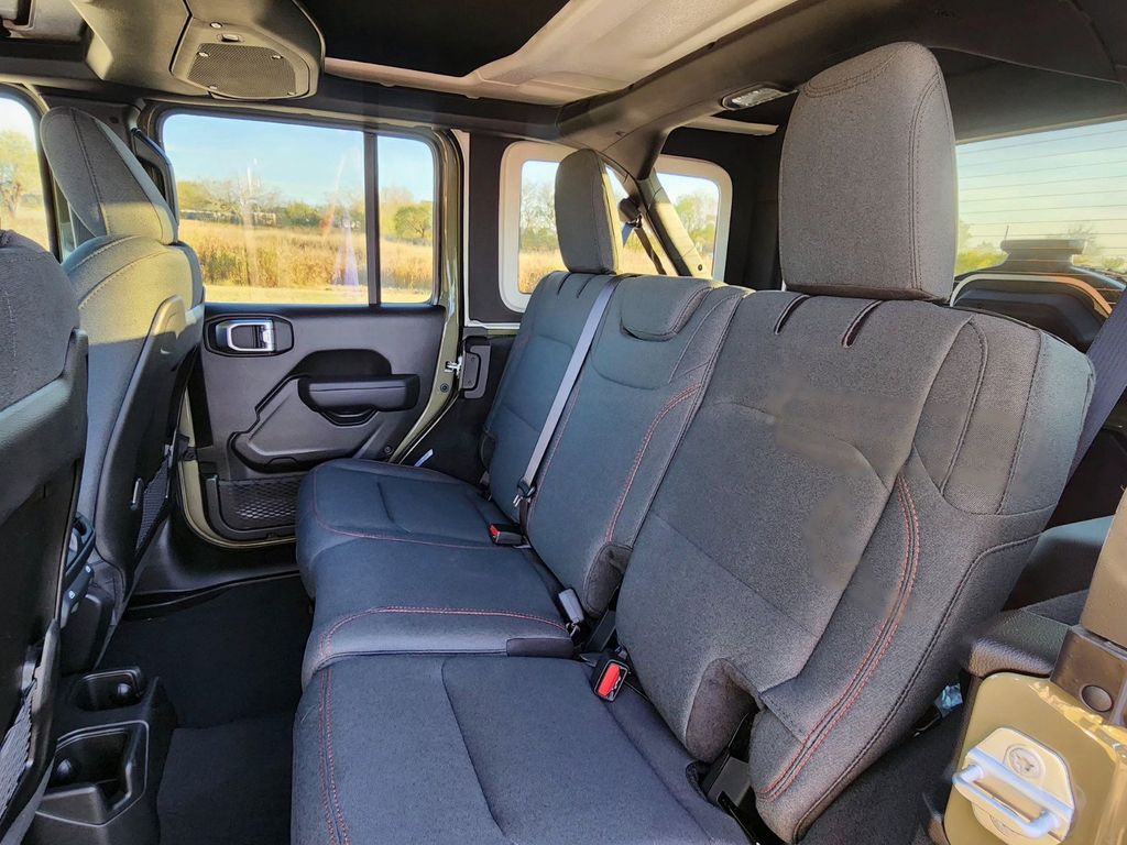 New Car 2025 Jeep Wrangler  Rubicon For Sale Under $60,000 In Pleasanton, Texas