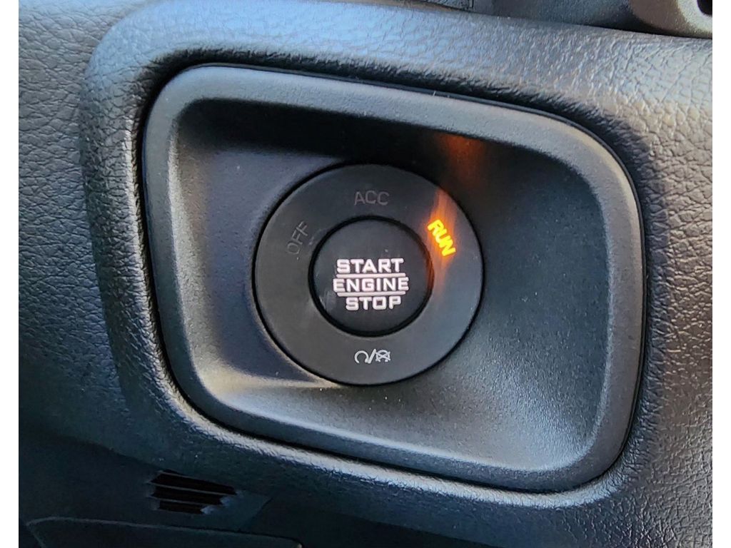 New Car 2025 Jeep Wrangler  Rubicon For Sale Under $60,000 In Pleasanton, Texas