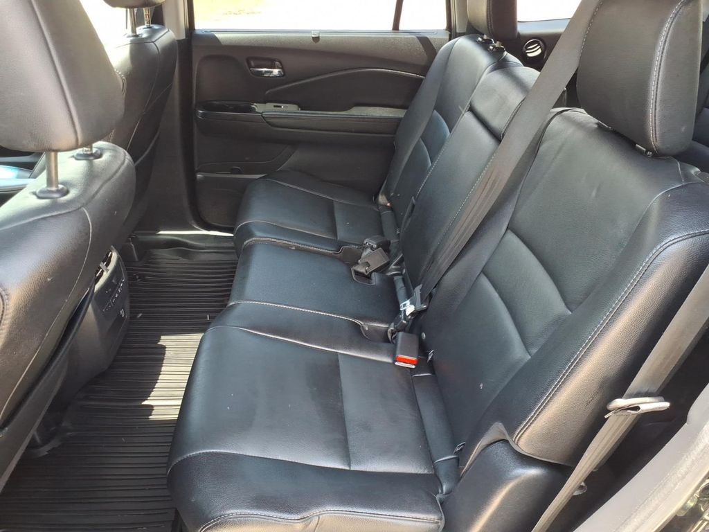 Used Car 2020 Honda Pilot  Ex-l For Sale Under $25,000 In Pleasanton, Texas