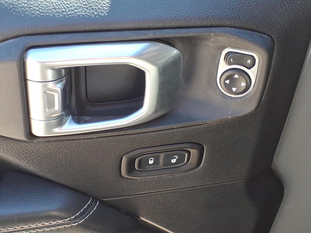 Used Car 2021 Jeep Wrangler  Unlimited Sahara For Sale Under $25,000 In Pleasanton, Texas