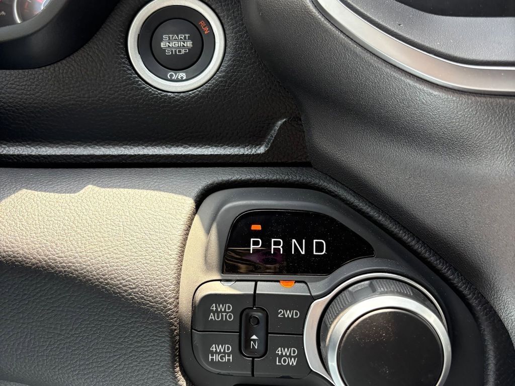New Car 2025 Ram 1500  Lone Star For Sale Under $60,000 In Pleasanton, Texas