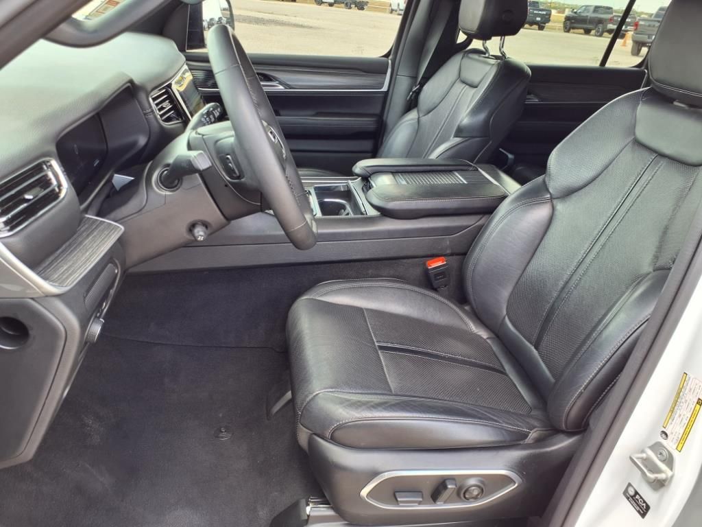 Used Car 2023 Jeep Wagoneer  Series Iii For Sale Under $60,000 In Pleasanton, Texas