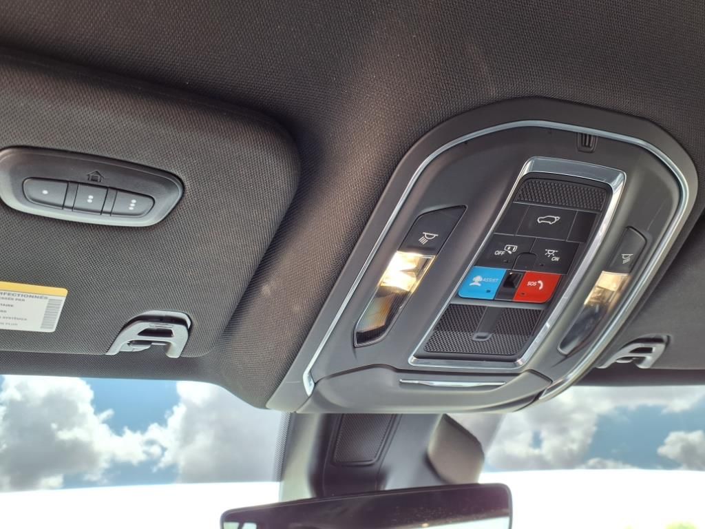 Used Car 2023 Jeep Wagoneer  Series Iii For Sale Under $60,000 In Pleasanton, Texas