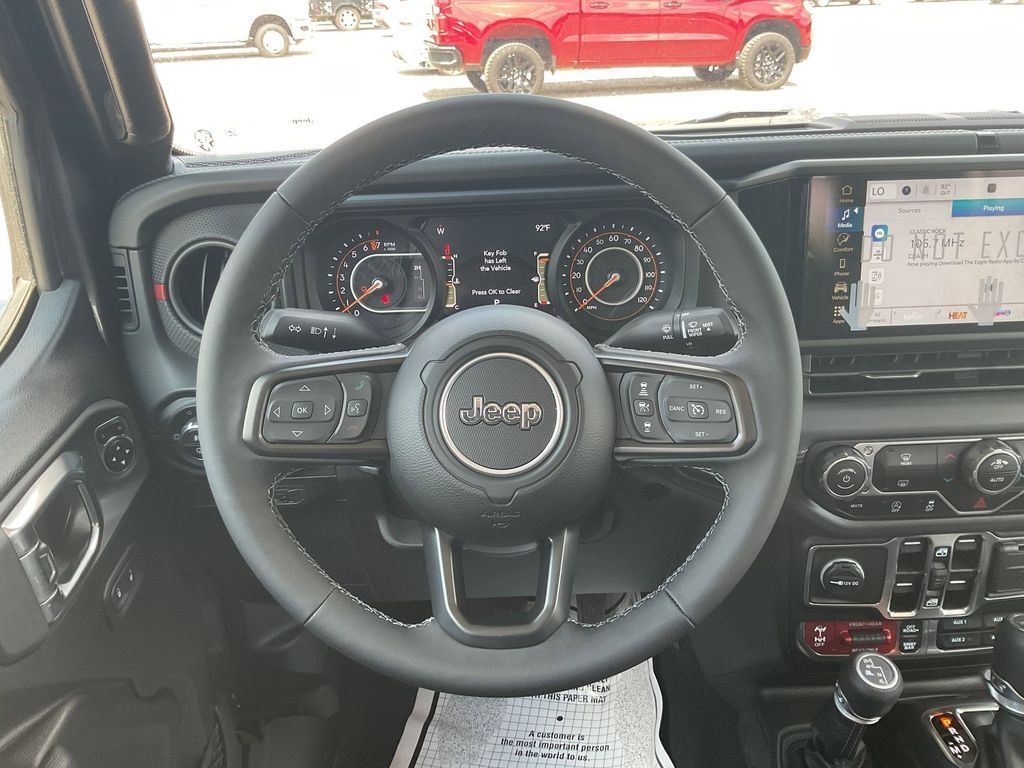 New Car 2025 Jeep Gladiator  Rubicon For Sale Under $60,000 In Pleasanton, Texas