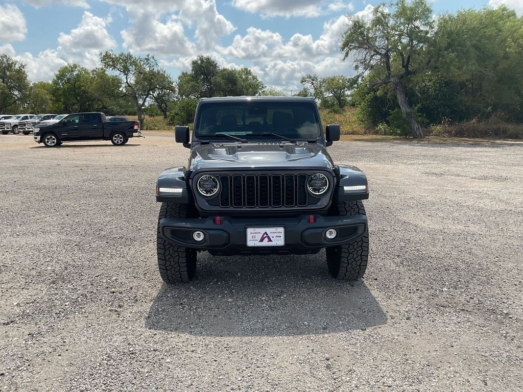 New Car 2025 Jeep Gladiator  Rubicon For Sale Under $60,000 In Pleasanton, Texas