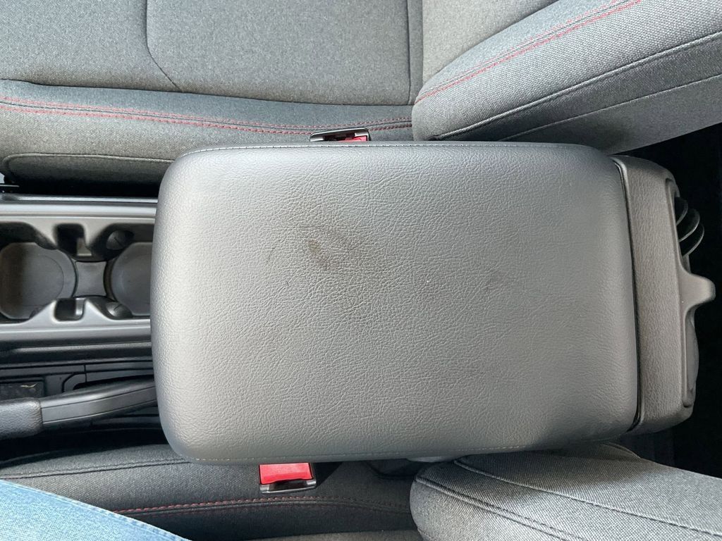 New Car 2025 Jeep Gladiator  Rubicon For Sale Under $60,000 In Pleasanton, Texas
