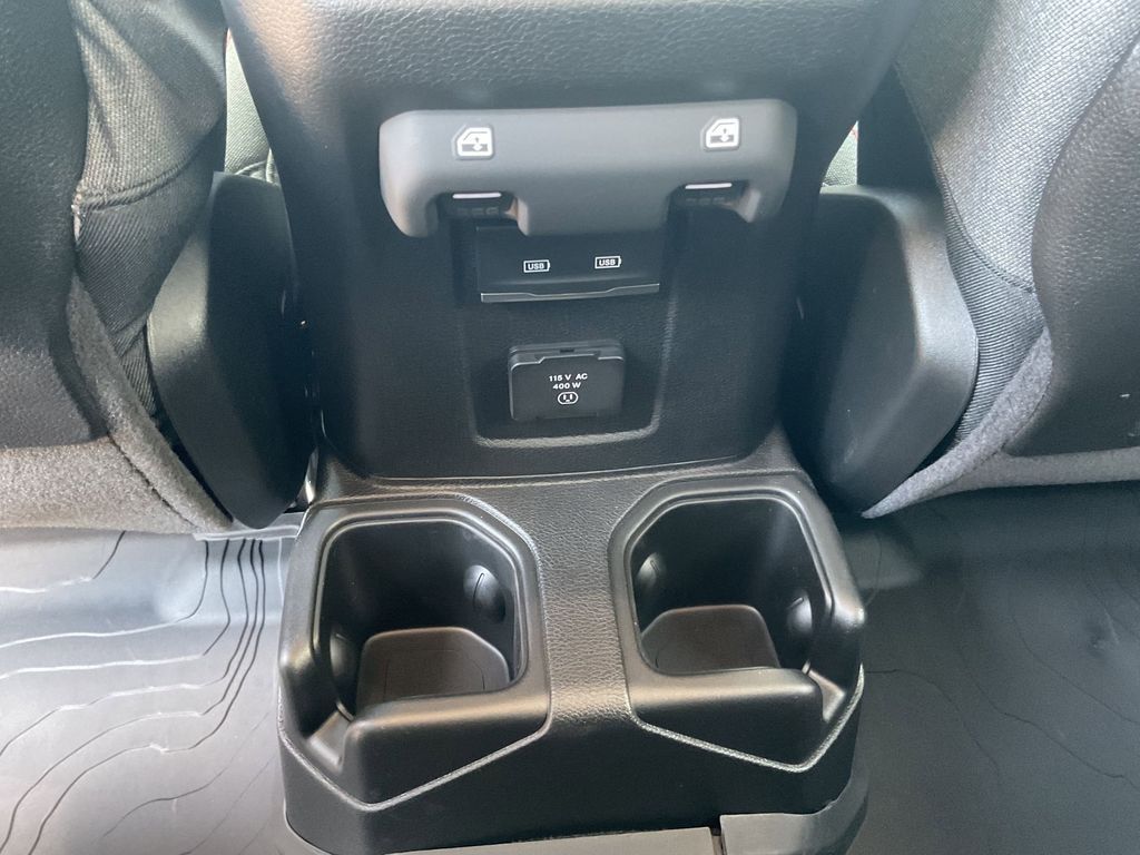 New Car 2025 Jeep Gladiator  Rubicon For Sale Under $60,000 In Pleasanton, Texas