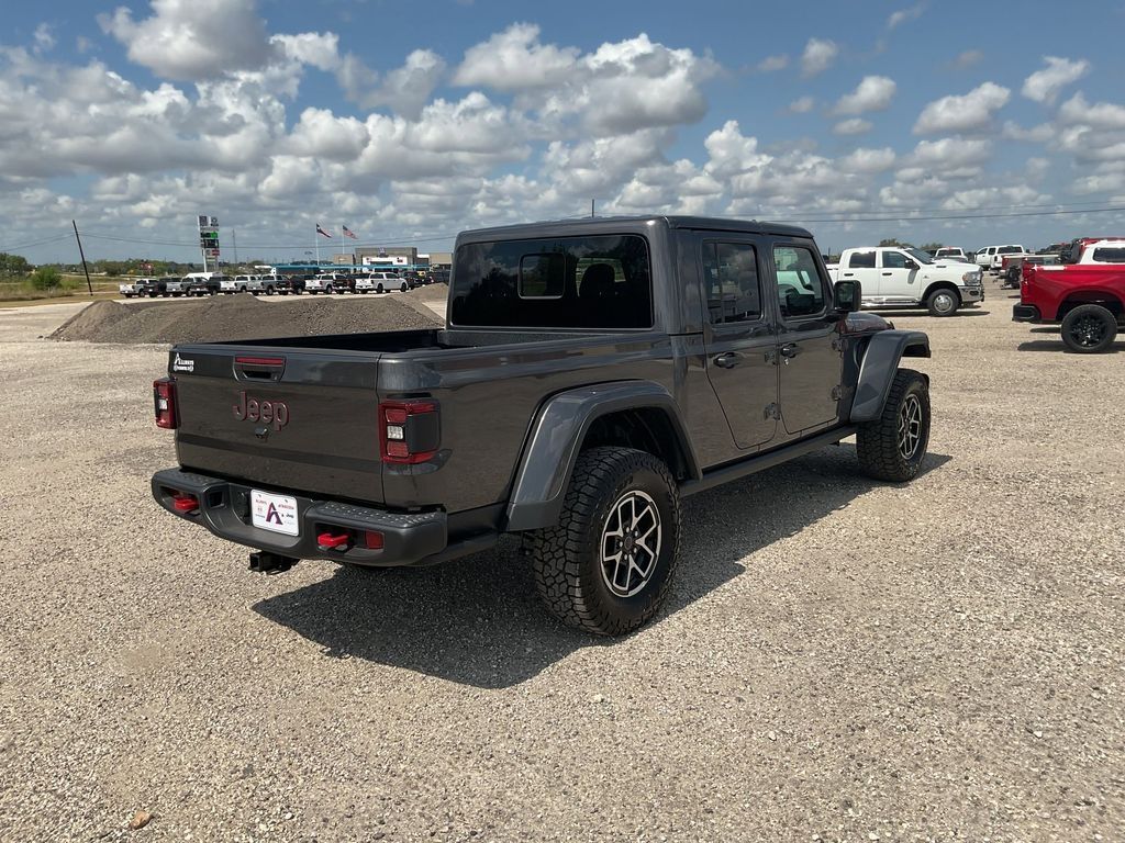 New Car 2025 Jeep Gladiator  Rubicon For Sale Under $60,000 In Pleasanton, Texas