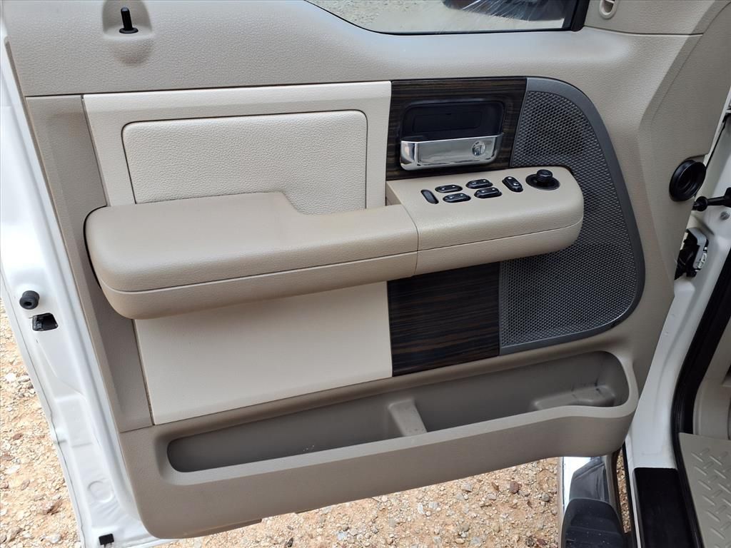 Used Car 2008 Lincoln Mark Lt  Base For Sale Under $15,000 In Pleasanton, Texas