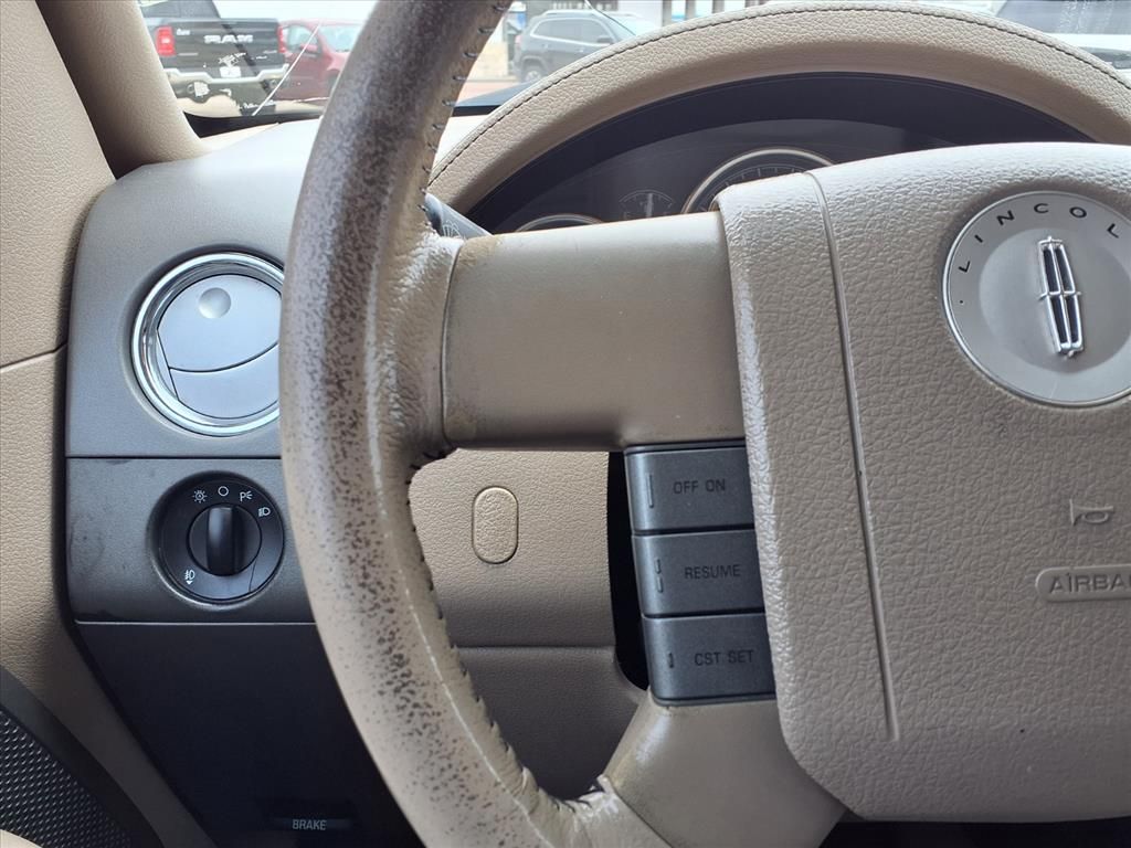 Used Car 2008 Lincoln Mark Lt  Base For Sale Under $15,000 In Pleasanton, Texas