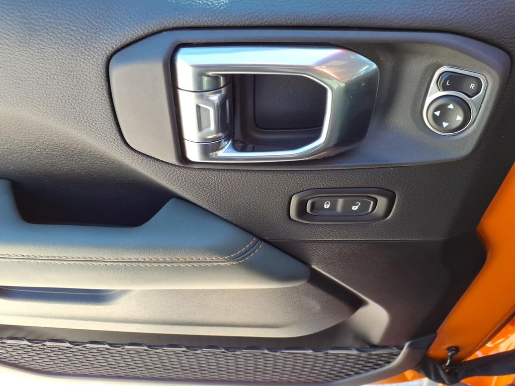 Used Car 2025 Jeep Gladiator  Mojave X For Sale Under $50,000 In Pleasanton, Texas