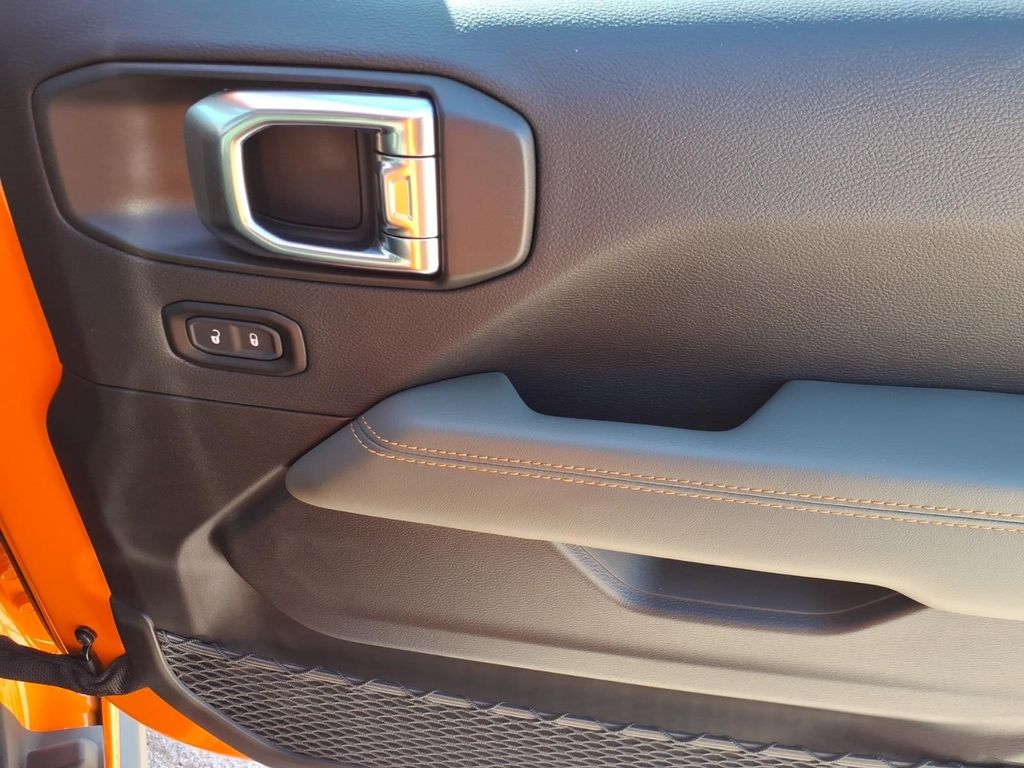 Used Car 2025 Jeep Gladiator  Mojave X For Sale Under $50,000 In Pleasanton, Texas