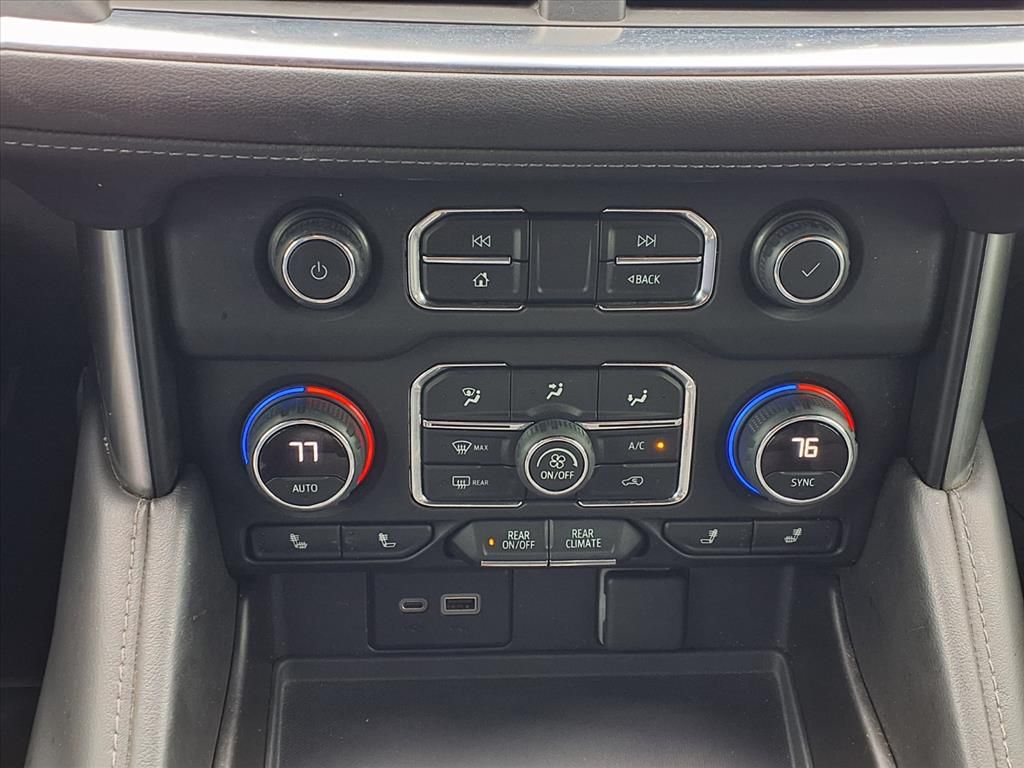 Used Car 2021 Chevrolet Suburban  Z71 For Sale Under $50,000 In Pleasanton, Texas