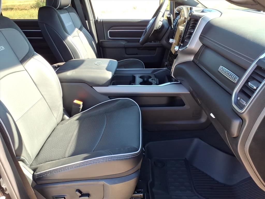 New Car 2025 Ram 3500  Laramie For Sale Under $90,000 In Pleasanton, Texas