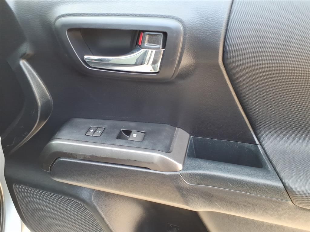 Used Car 2021 Toyota Tacoma  Trd Off Road For Sale Under $35,000 In Pleasanton, Texas