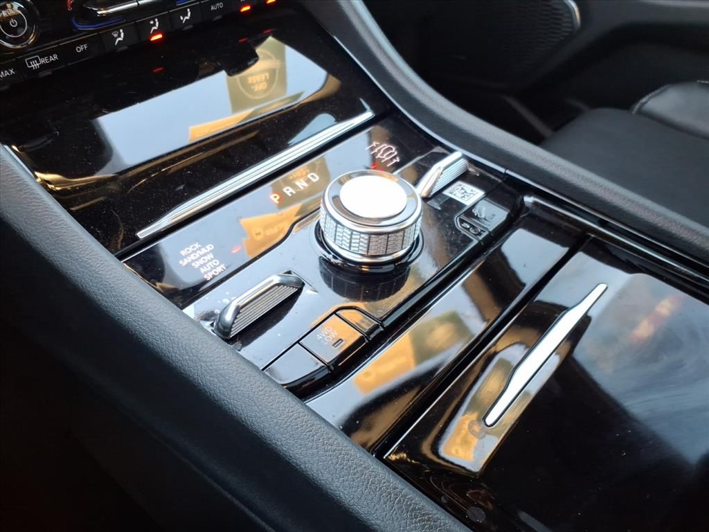 Used Car 2022 Jeep Grand Cherokee  Overland For Sale Under $40,000 In Pleasanton, Texas