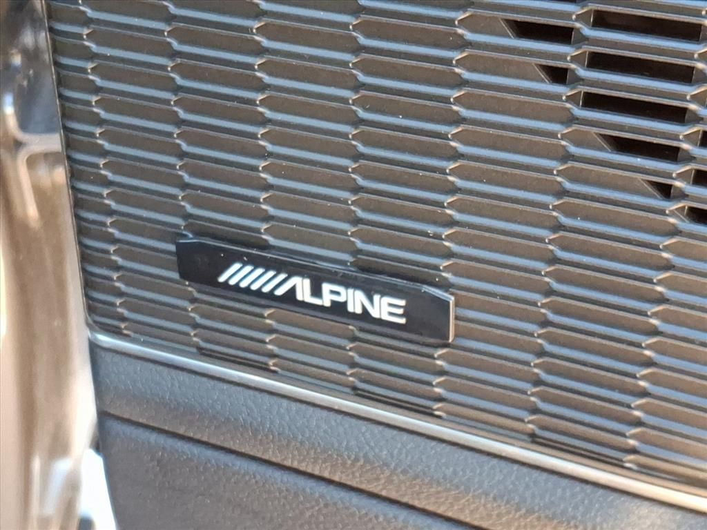 Used Car 2022 Jeep Grand Cherokee  Overland For Sale Under $40,000 In Pleasanton, Texas