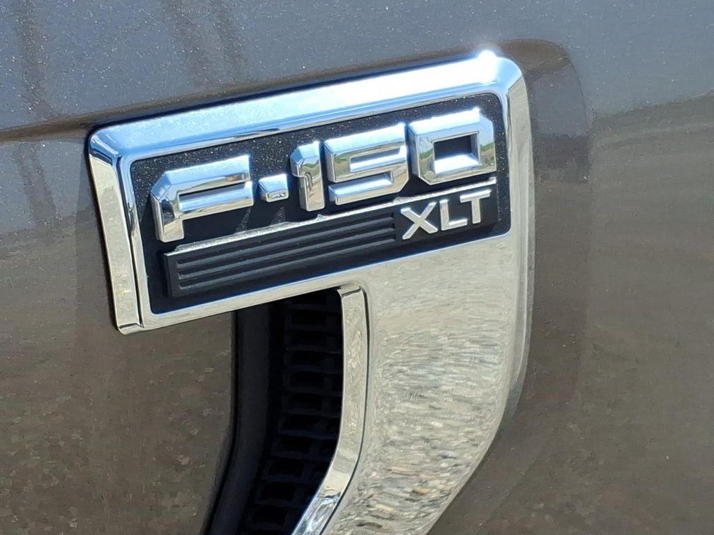 Used Car 2022 Ford F-150  Xlt For Sale Under $40,000 In Pleasanton, Texas