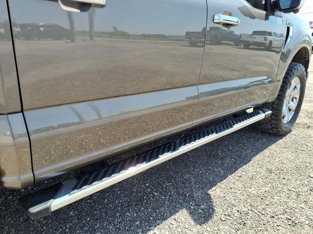 Used Car 2022 Ford F-150  Xlt For Sale Under $40,000 In Pleasanton, Texas