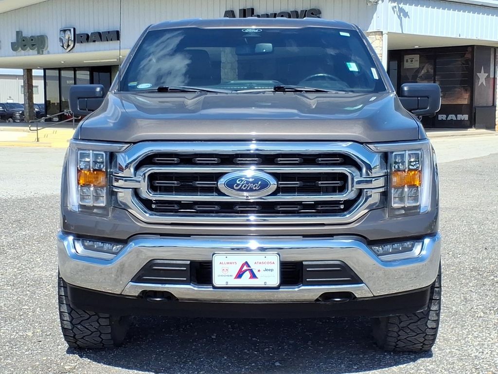 Used Car 2022 Ford F-150  Xlt For Sale Under $40,000 In Pleasanton, Texas