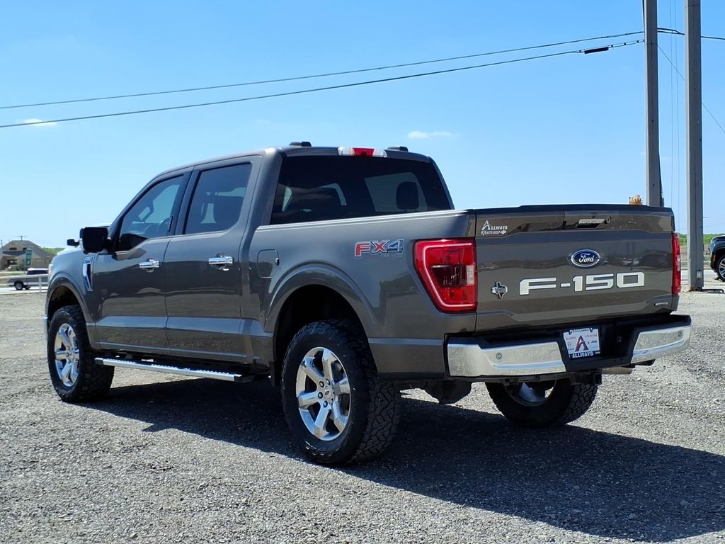 Used Car 2022 Ford F-150  Xlt For Sale Under $40,000 In Pleasanton, Texas
