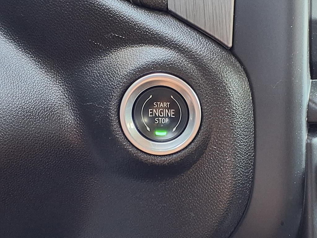 Used Car 2021 Gmc Sierra  Denali For Sale Under $60,000 In Pleasanton, Texas