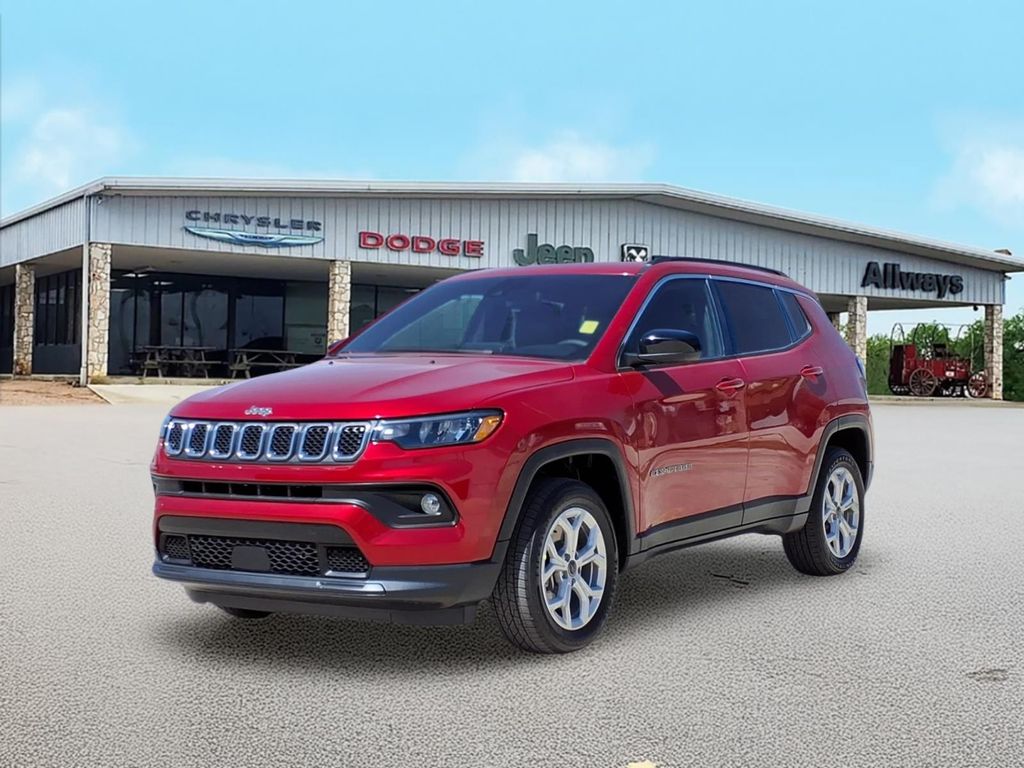 Used Car 2025 Jeep Compass  Latitude For Sale Under $25,000 In Pleasanton, Texas