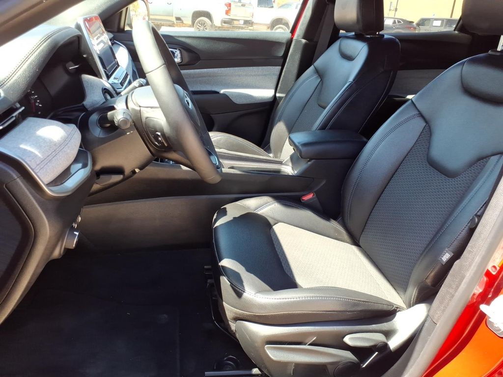 Used Car 2025 Jeep Compass  Latitude For Sale Under $25,000 In Pleasanton, Texas