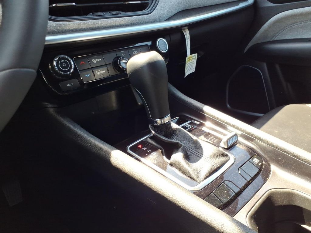 Used Car 2025 Jeep Compass  Latitude For Sale Under $25,000 In Pleasanton, Texas