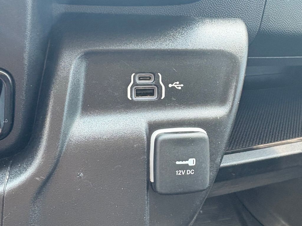 Used Car 2023 Ram Promaster 2500  High Roof For Sale Under $25,000 In Pleasanton, Texas