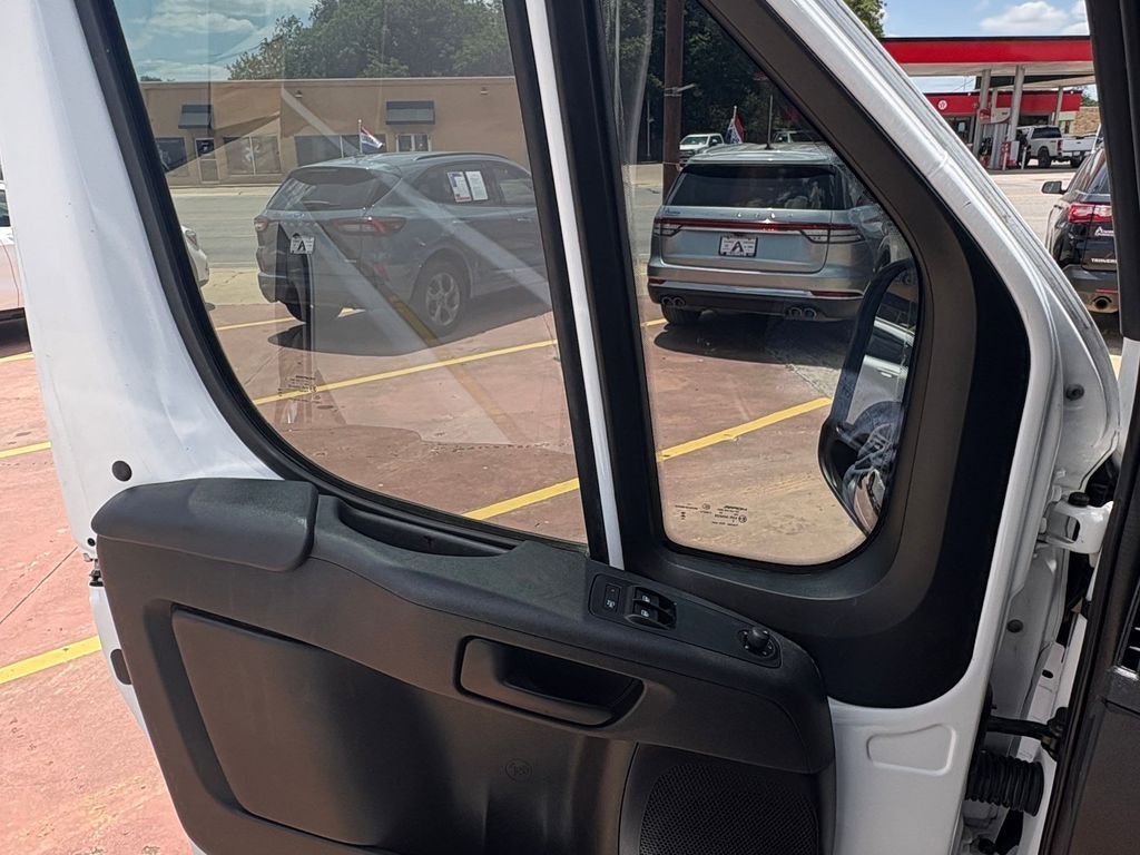 Used Car 2023 Ram Promaster 2500  High Roof For Sale Under $30,000 In Pleasanton, Texas