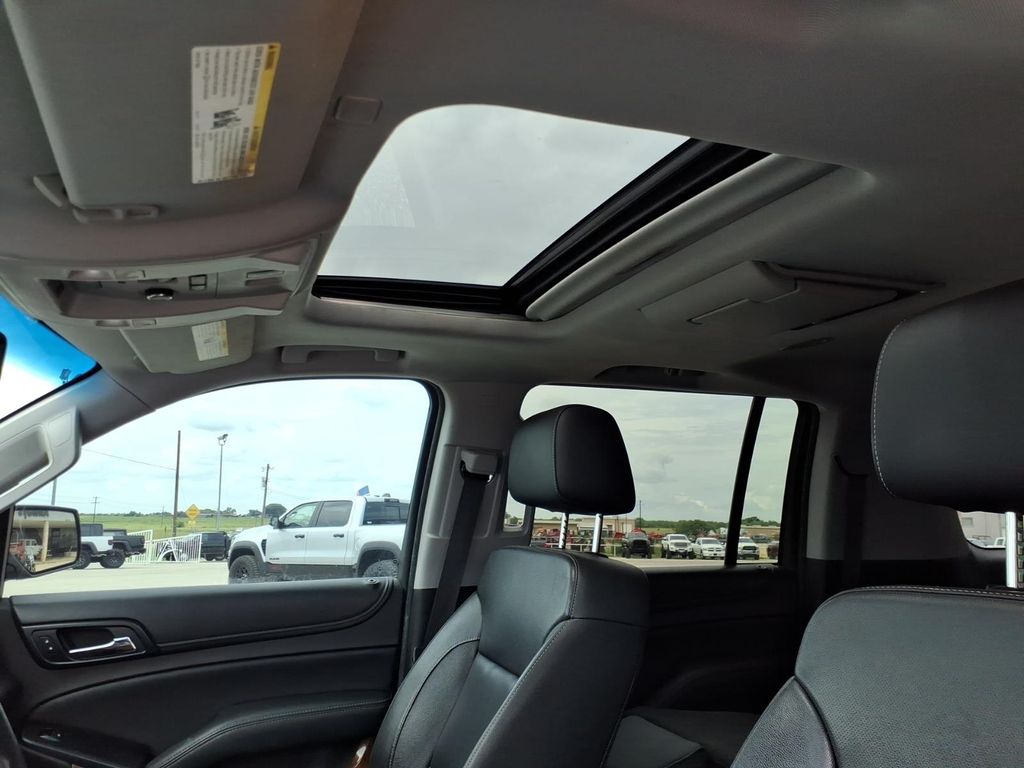 Used Car 2018 Chevrolet Suburban  Premier For Sale Under $20,000 In Pleasanton, Texas