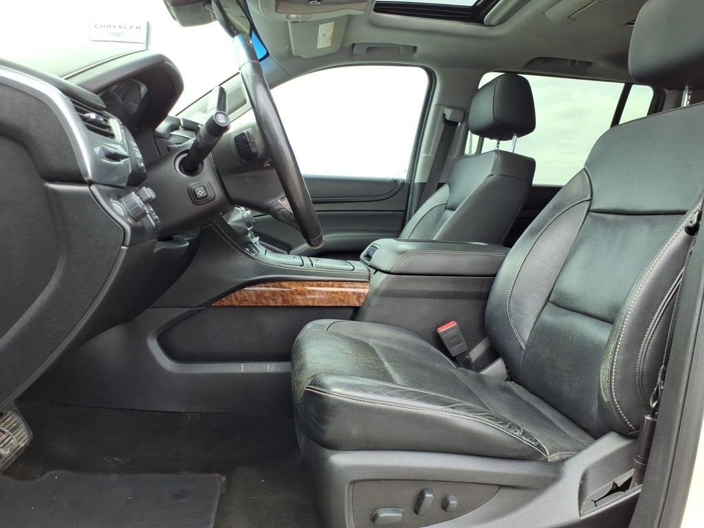 Used Car 2018 Chevrolet Suburban  Premier For Sale Under $20,000 In Pleasanton, Texas