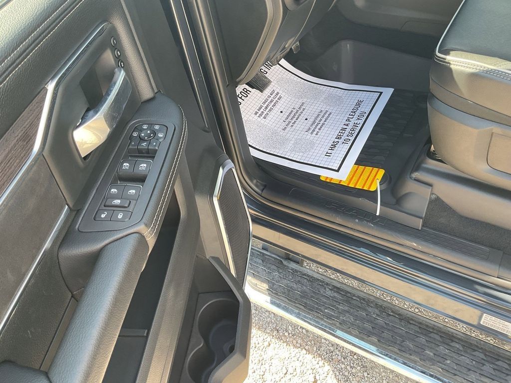 New Car 2025 Ram 2500  Laramie For Sale Under $90,000 In Pleasanton, Texas