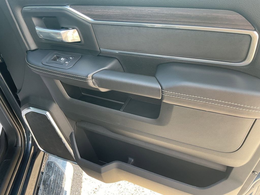 New Car 2025 Ram 2500  Laramie For Sale Under $90,000 In Pleasanton, Texas