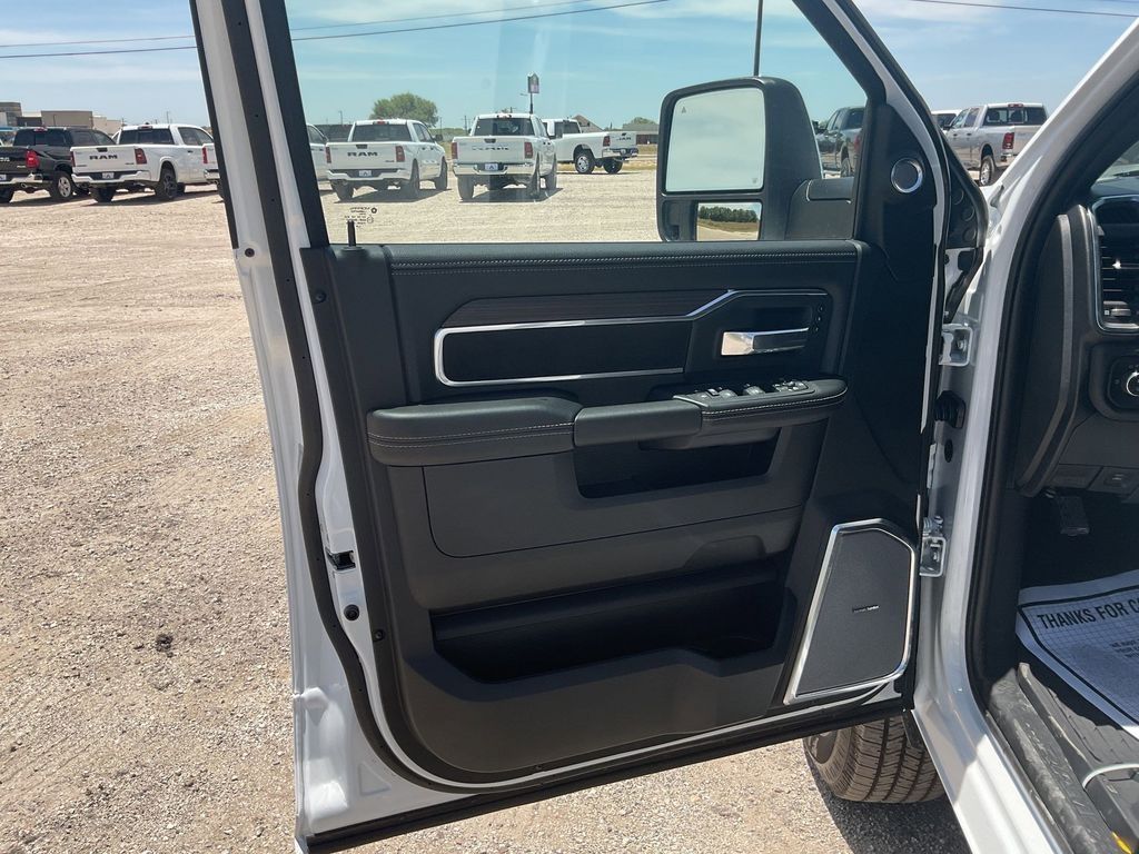 New Car 2025 Ram 2500  Laramie For Sale Under $90,000 In Pleasanton, Texas