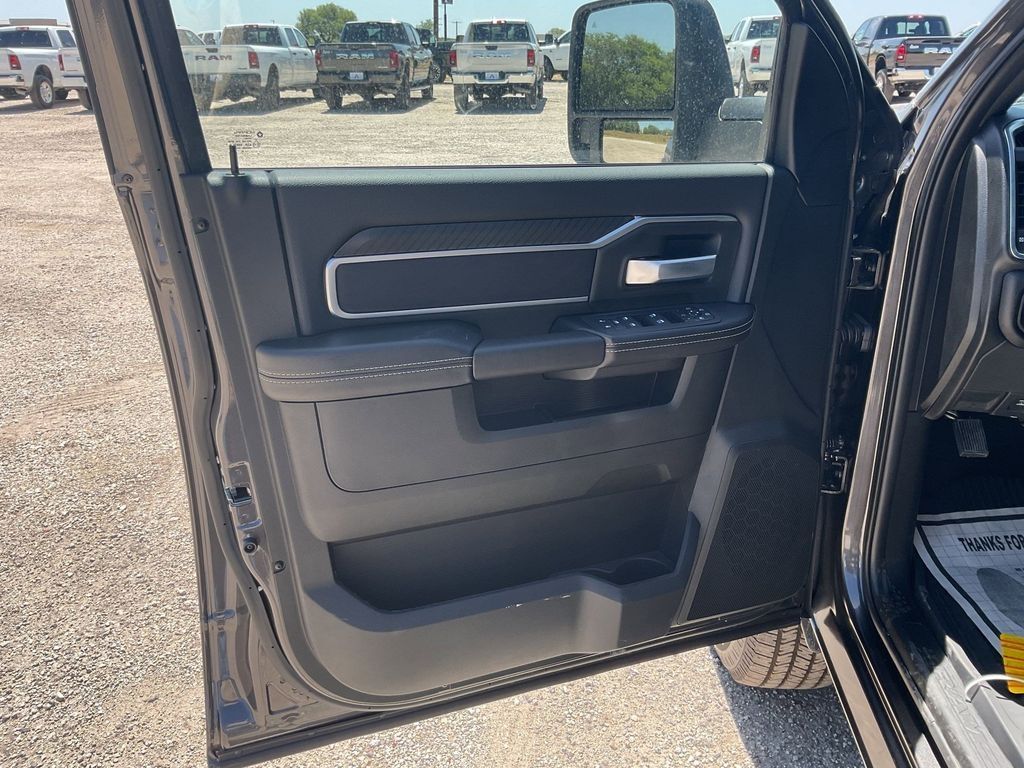 New Car 2025 Ram 2500  Big Horn For Sale Under $80,000 In Pleasanton, Texas