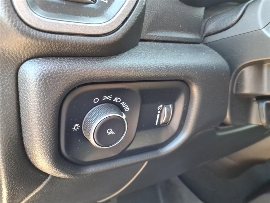 Used Car 2022 Ram 2500  Tradesman For Sale Under $35,000 In Pleasanton, Texas