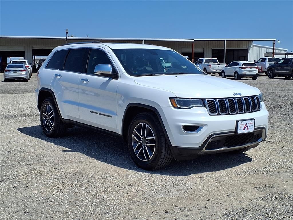 Used Car 2021 Jeep Grand Cherokee  Limited For Sale Under $25,000 In Pleasanton, Texas