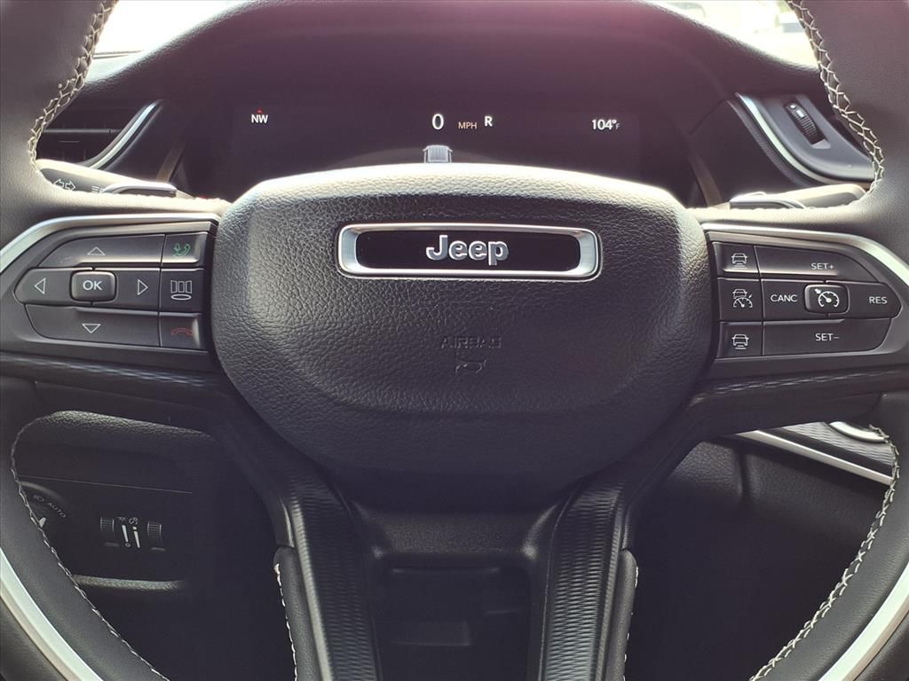 Used Car 2024 Jeep Grand Cherokee L  Laredo X For Sale Under $35,000 In Pleasanton, Texas