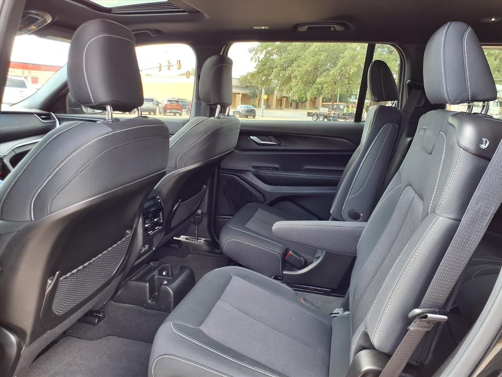 Used Car 2024 Jeep Grand Cherokee L  Laredo X For Sale Under $35,000 In Pleasanton, Texas