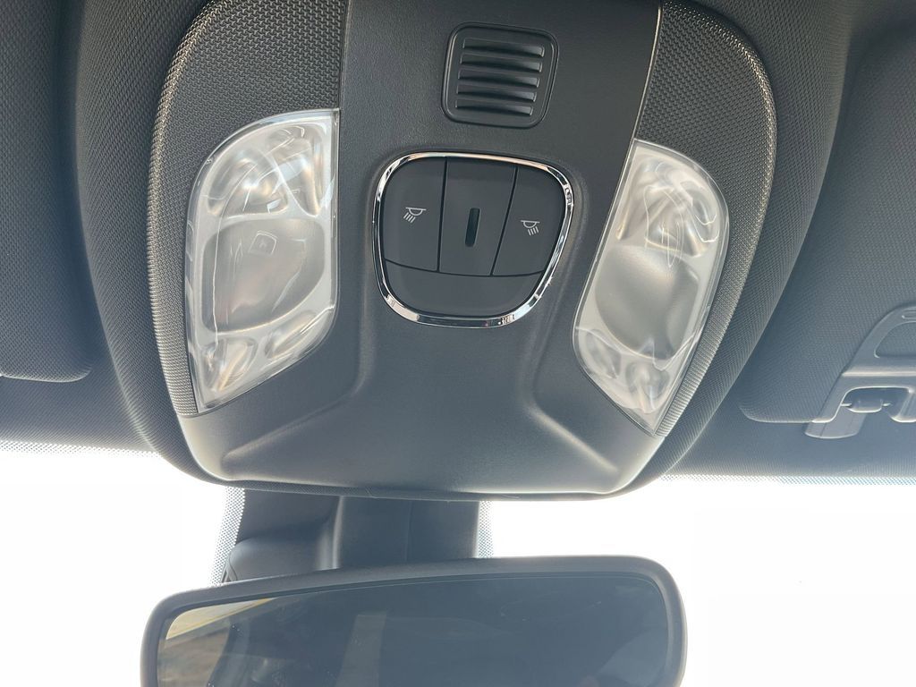 New Car 2025 Jeep Compass  Latitude For Sale Under $30,000 In Pleasanton, Texas