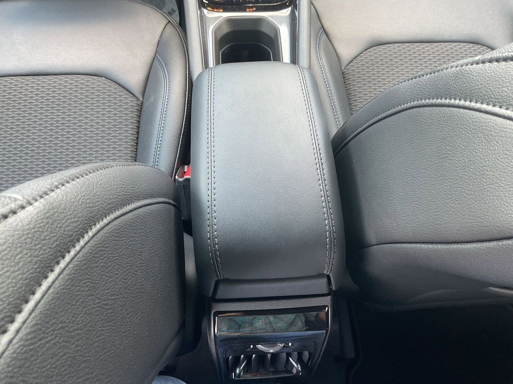 New Car 2025 Jeep Compass  Latitude For Sale Under $30,000 In Pleasanton, Texas