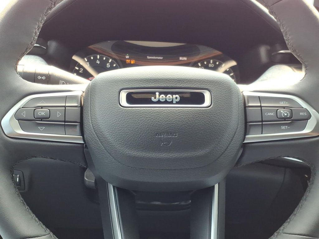 Used Car 2025 Jeep Compass  Latitude For Sale Under $30,000 In Pleasanton, Texas