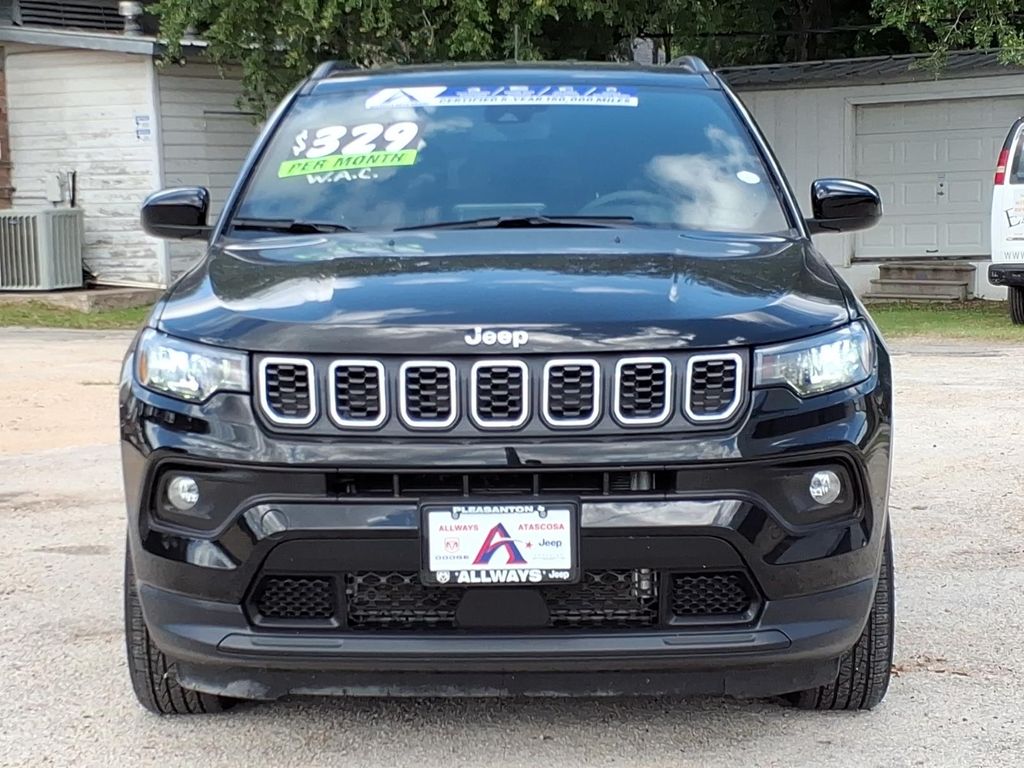 Used Car 2025 Jeep Compass  Latitude For Sale Under $30,000 In Pleasanton, Texas
