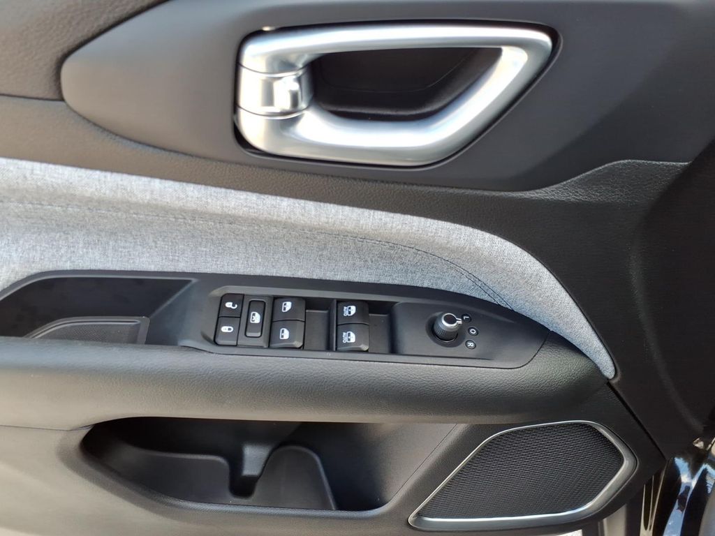 Used Car 2025 Jeep Compass  Latitude For Sale Under $30,000 In Pleasanton, Texas