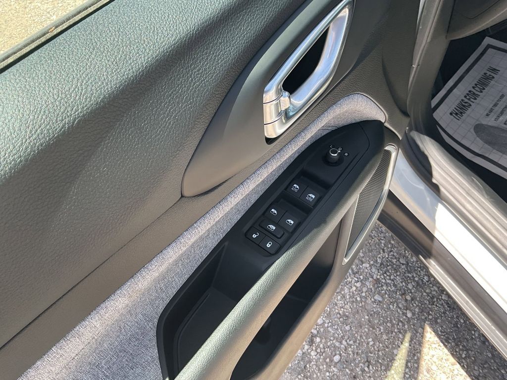 New Car 2025 Jeep Compass  Latitude For Sale Under $30,000 In Pleasanton, Texas