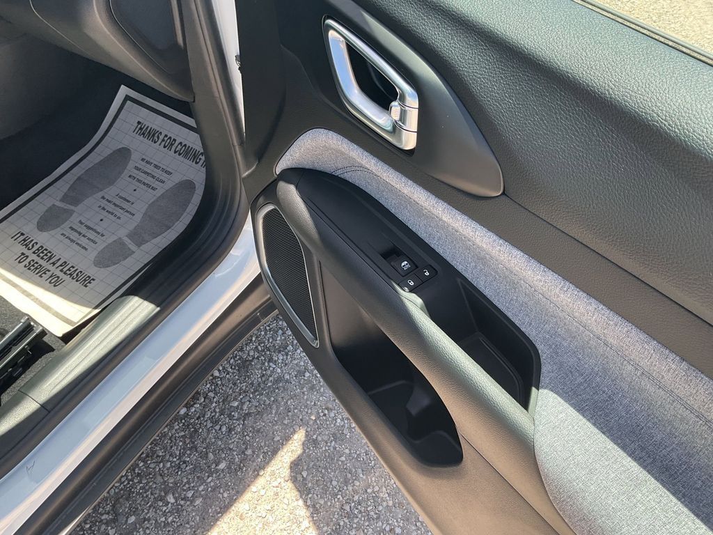 New Car 2025 Jeep Compass  Latitude For Sale Under $30,000 In Pleasanton, Texas